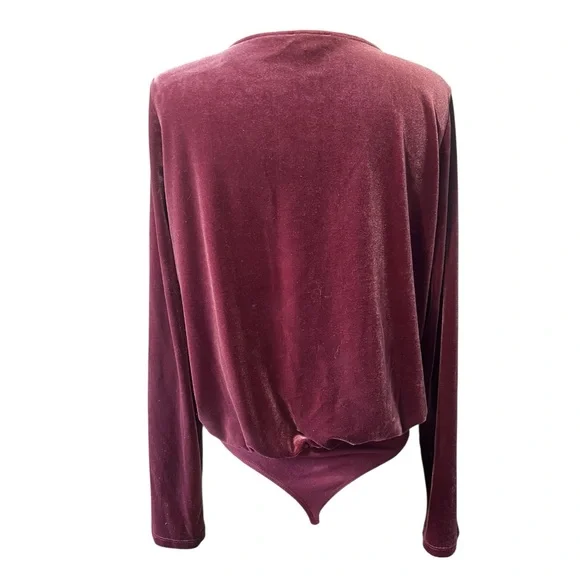 Express Deep Red Velvet Bodysuit Like New! M - Picture 4 of 8
